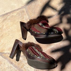 Joey mule clogs size 38 fur trim